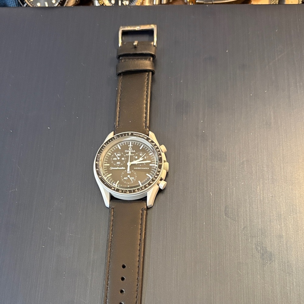 Omega Black Dial Silver Case Men's Chronograph Watch